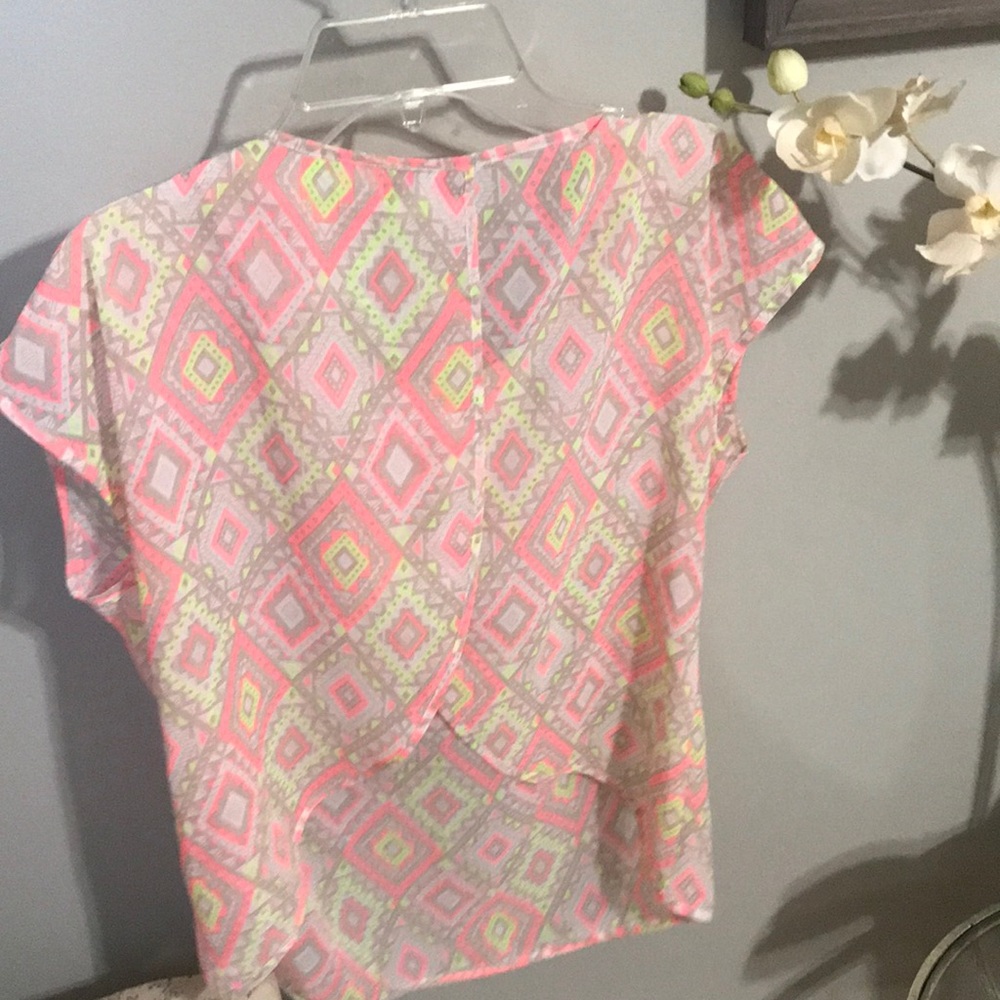 Neon top - Picture 4 of 4